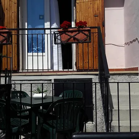 Appartamentino Nadia Апартаменты Монтероссо-аль-Маре